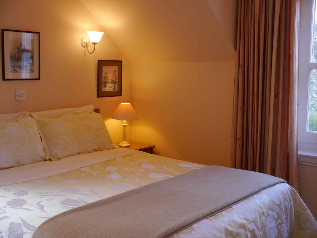 Balmillig B&B Helensburgh Room photo